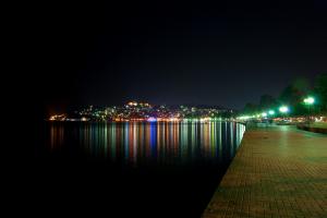 Како изгледа Охрид навечер