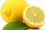 Како да ја зачувате свежината на лимонот