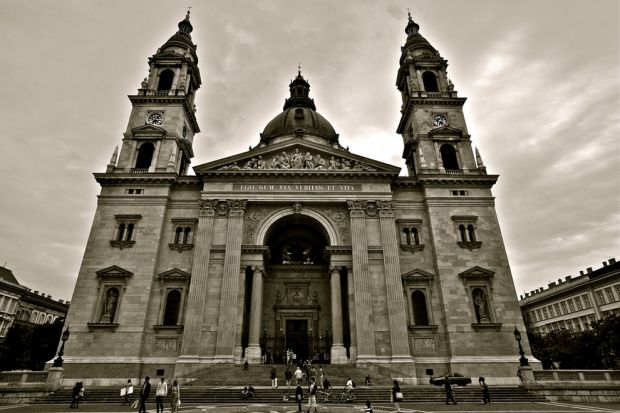 Зошто Будимпешта е еден од најубавите градови во Европа, Дунав, европа, синагога, црква, бастион, парламент, budimpesta, crkva, bastion, parlament, dunav, evropa