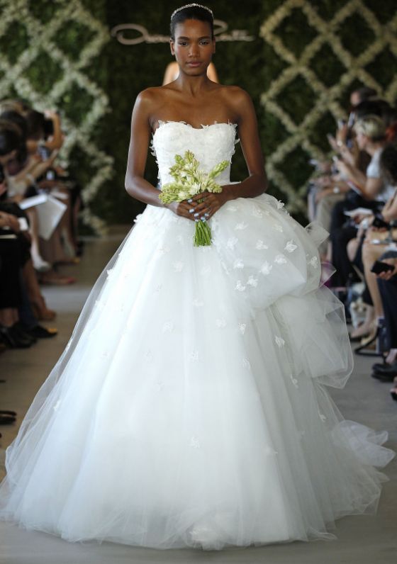 Најубавите венчаници на Оскар де ла Рента, невеста, венчаници, мода, дизајнери, љубов, брак, oskar de la renta, vencanici, brak, moda