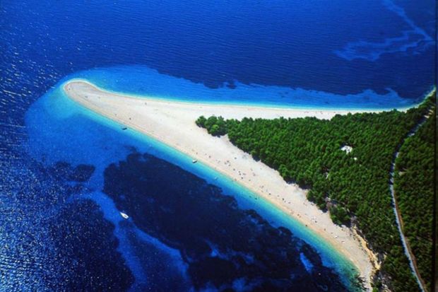 najinteresnite plazi vo svetot, најинтересните плажи во светот, Zlatniot rt vo Hrvatska, Златниот рт во Хрватска
